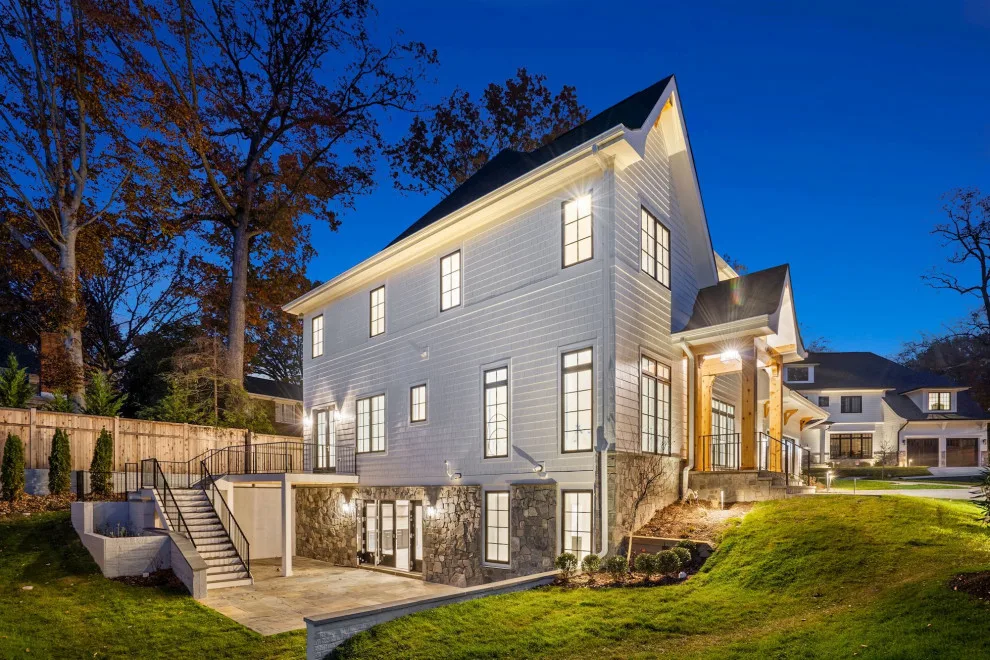 Riverside Farmhouse Retreat by Maura McCool Design - Photo 11