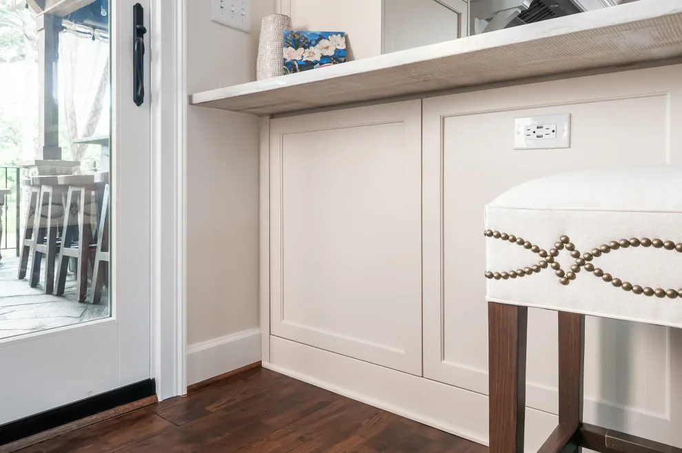 Peachtree Corners Riverview Drive by Molly Trost Interior Design - Photo 9