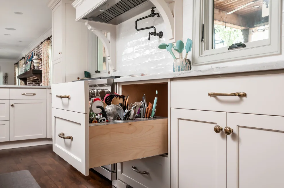 Peachtree Corners Riverview Drive by Molly Trost Interior Design - Photo 3