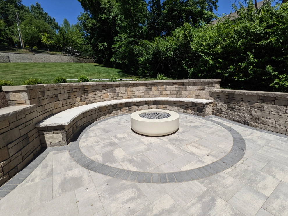 Modern Outdoor Entertaining Space by Quiet Village Landscaping - Photo 5