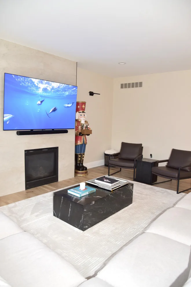 Rochester Hills - Comprehensive Interior Design by Italcasa Design - Photo 11
