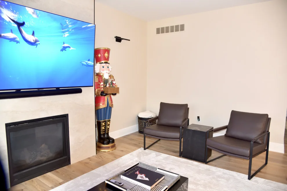 Rochester Hills - Comprehensive Interior Design by Italcasa Design - Photo 54