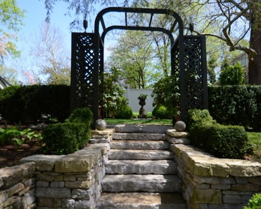 R W Thompson Landscaping - Photo 5
