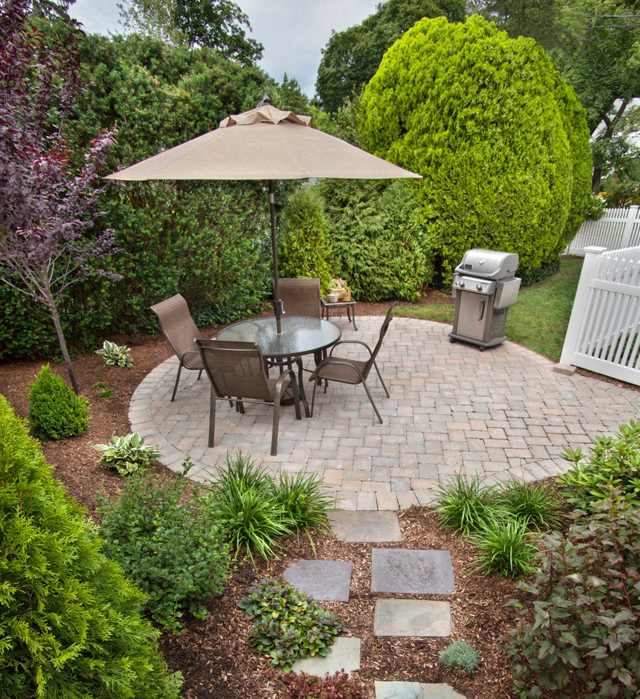 Front and Rear Patio and Planting Design by Raimondi Hort Grp | The Little Flower Shoppe - Photo 2