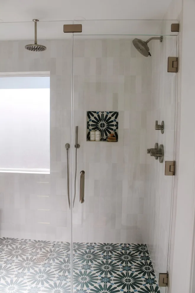 Round Rock Main Bath by Audrey Scheck Design - Photo 5