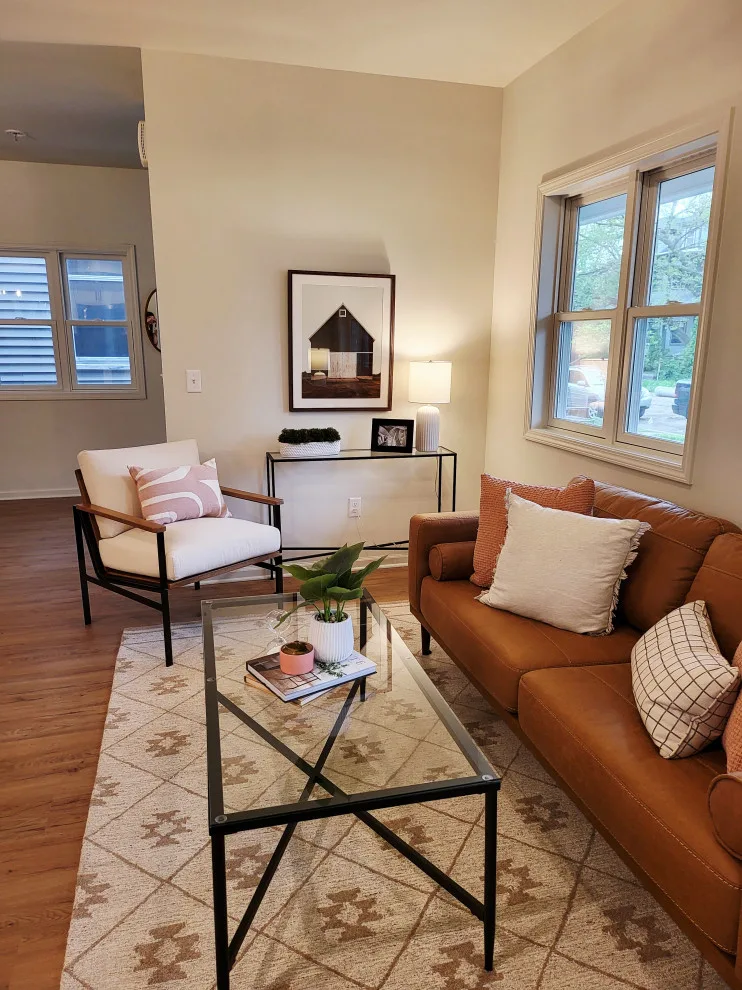 South Minneapolis by Well-Designed Interior Design And Home Staging - Photo 6