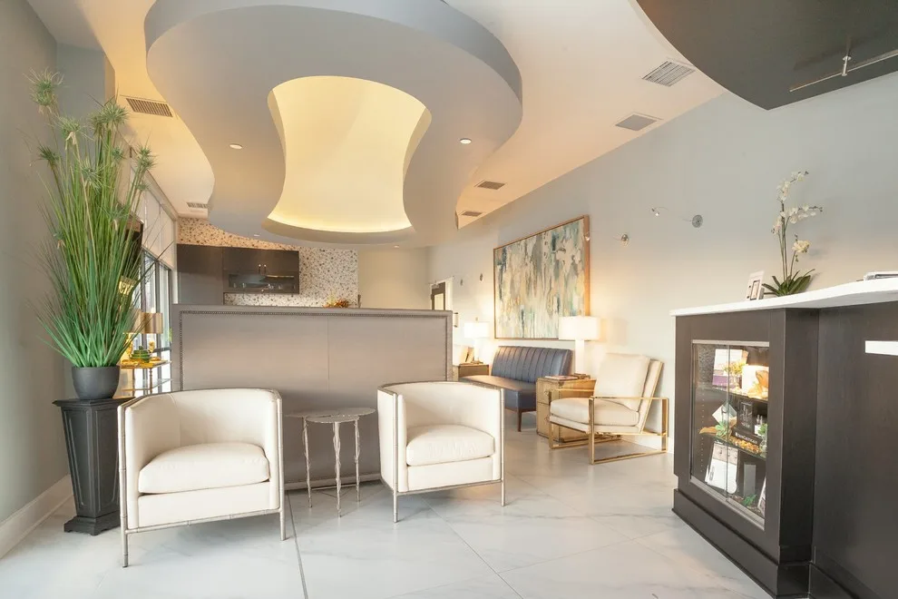 Salzman Aesthetic Surgery and Spa by Barry Wooley Designs - Photo 3