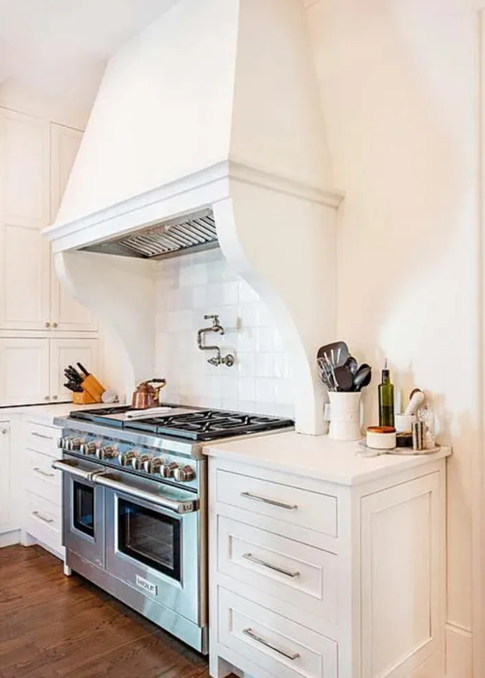 AEIR Interiors - Photo 5