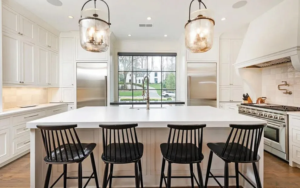 AEIR Interiors - Photo 13
