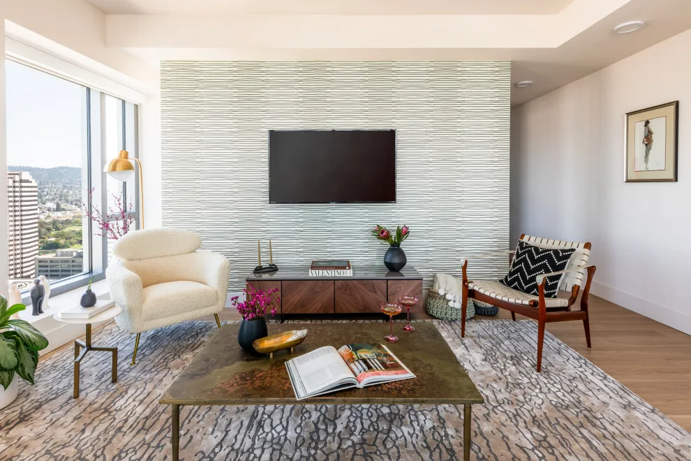 San Francisco | Unique High-Rise Condo by Forbes Masters - Photo 13