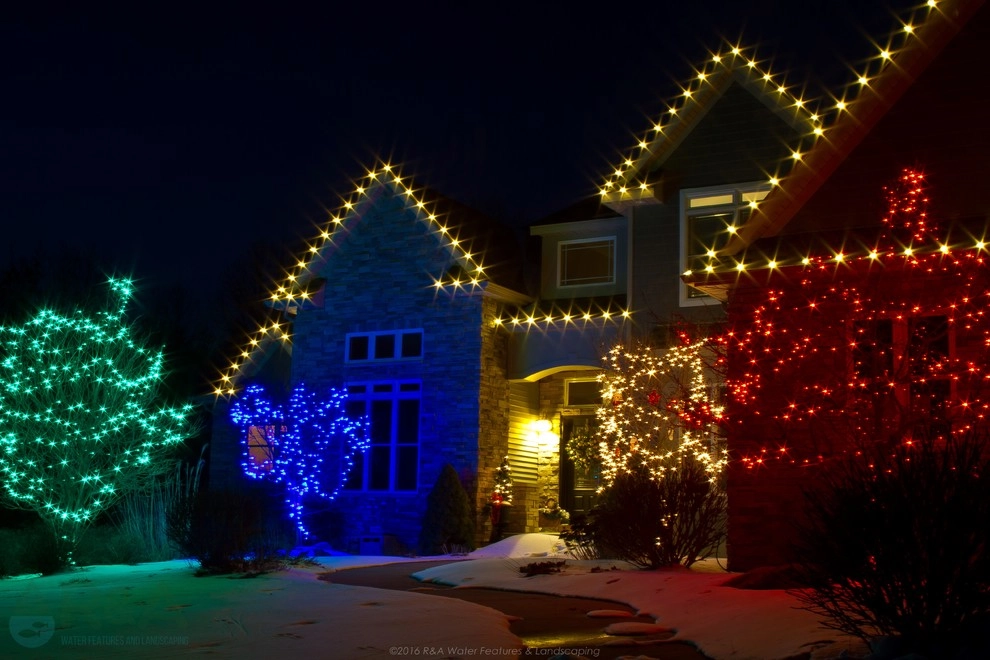 Christmas decorations by R&A Landscaping - Photo 34