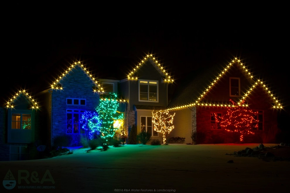 Christmas decorations by R&A Landscaping - Photo 38