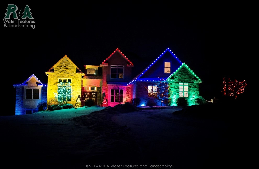 Christmas decorations by R&A Landscaping - Photo 10