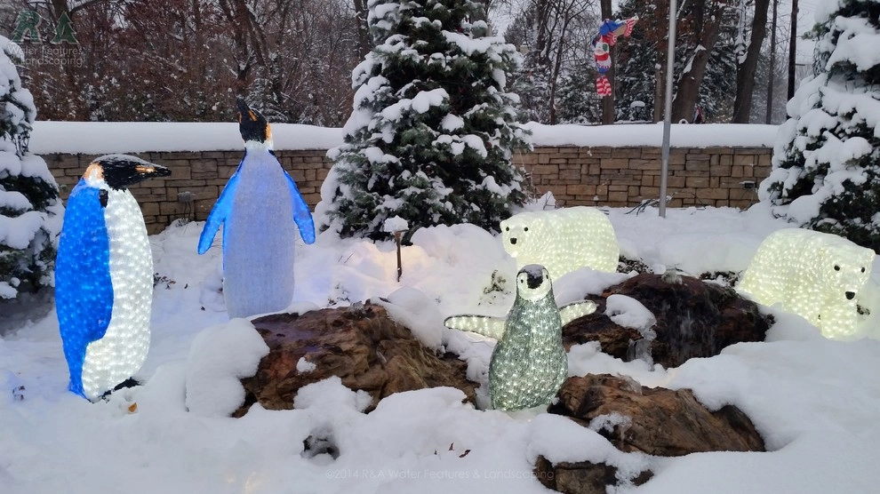 Christmas decorations by R&A Landscaping - Photo 8