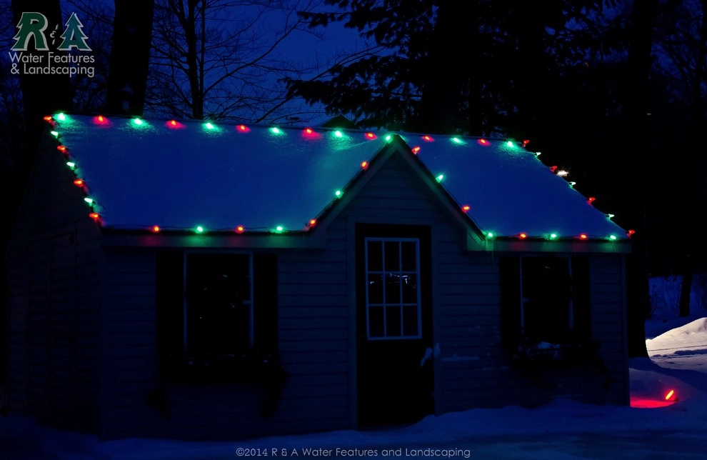 Christmas decorations by R&A Landscaping - Photo 2