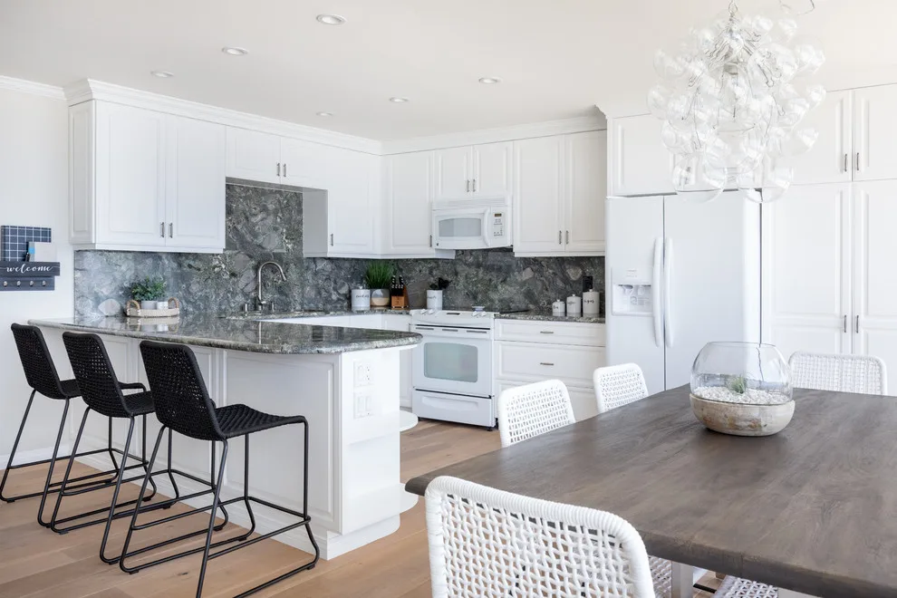 Ocean Breeze by Blythe Interiors - Photo 9
