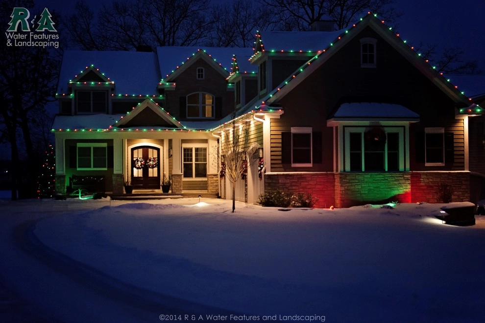 Christmas decorations by R&A Landscaping - Photo 14