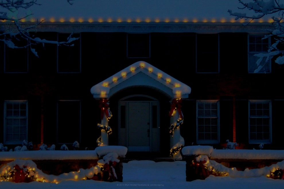Christmas decorations by R&A Landscaping - Photo 7