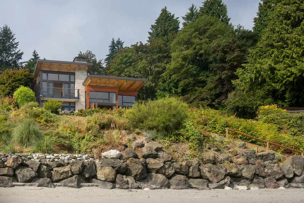 Ocean Breeze Retreat by Coates Design Architecture + Interiors - Photo 28