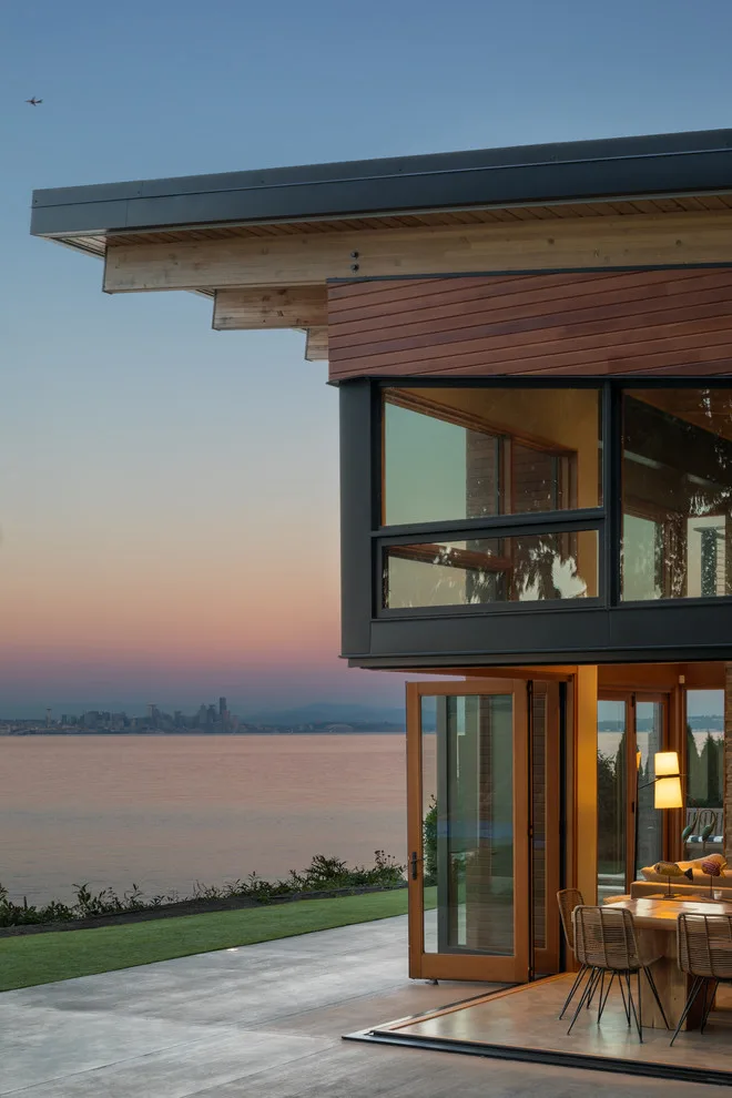 Ocean Breeze Retreat by Coates Design Architecture + Interiors - Photo 6