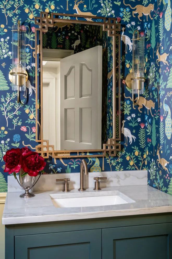 KH Interiors - Photo 12