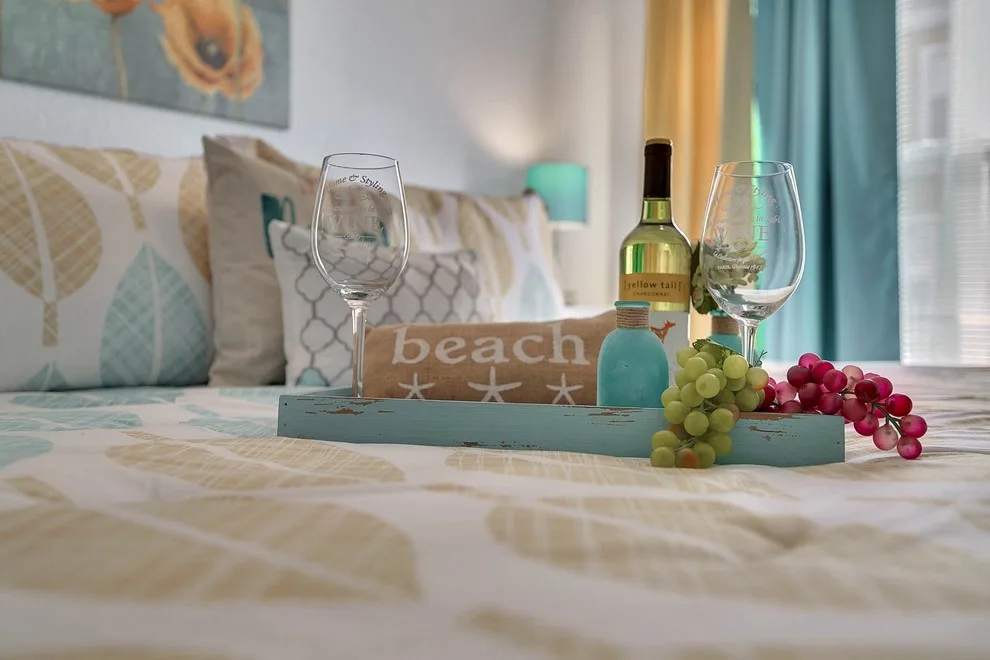Seven Dwarfs 2: Holiday Retreats by Lenore King Luxury Interiors - Photo 2