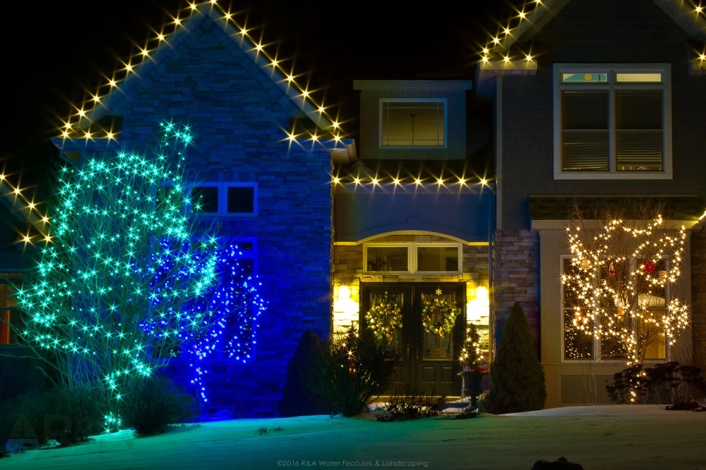 Christmas decorations by R&A Landscaping - Photo 28