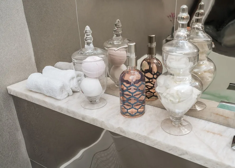 Garden Retreat Bathroom Makeover by In Detail Interiors - Photo 2