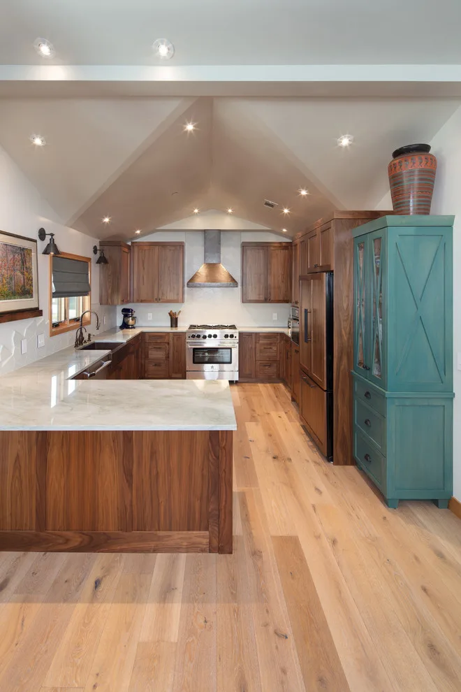 Yvette Chaix Interior Design, Inc. - Photo 9