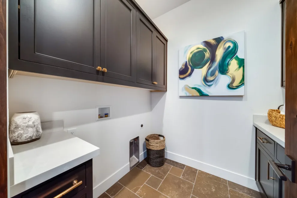Shillingford Place - Interior Design, Construction, and Merchandising by Four Seasons Design Team - Photo 15