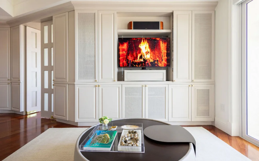 Coastal Townhouse by Vivian Macia Interiors LLC - Photo 13