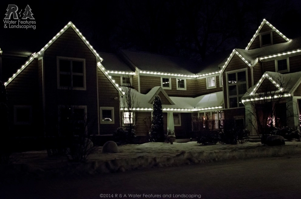 Christmas decorations by R&A Landscaping - Photo 19