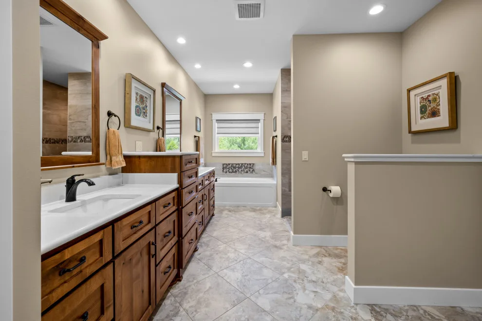 Silver Road by Unique Ambiance LLC - Photo 11