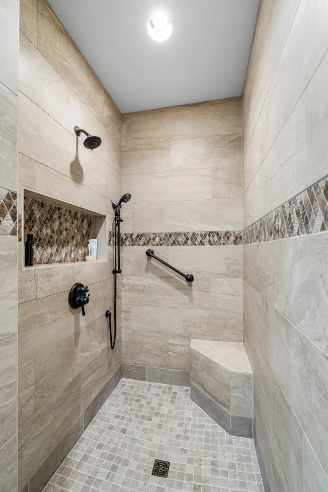 Silver Road by Unique Ambiance LLC - Photo 4