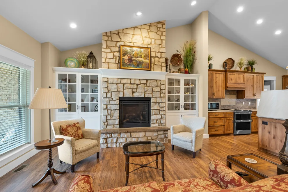Silver Road by Unique Ambiance LLC - Photo 9
