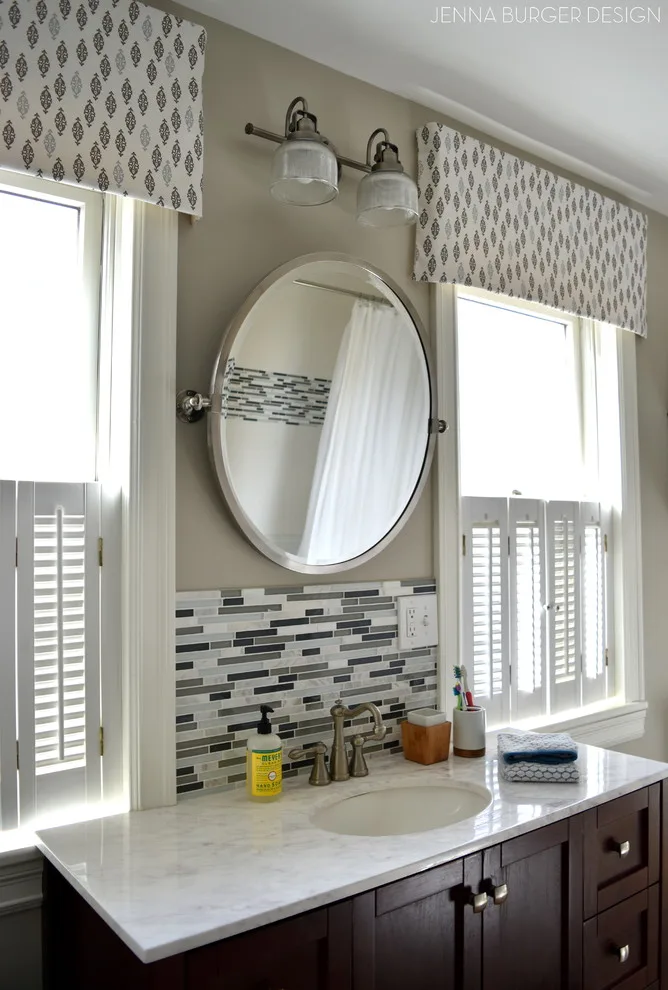 Calm and Minimalist Bathroom by Jenna Burger Design - Photo 11