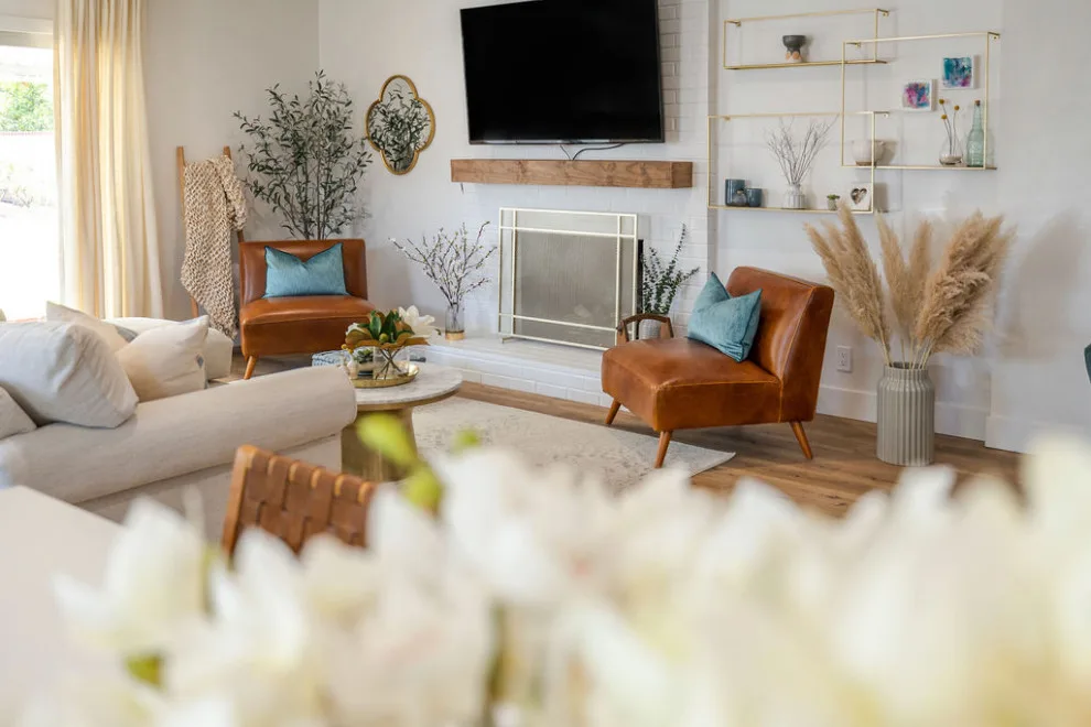 Southern California Chill by Blythe Interiors - Photo 4