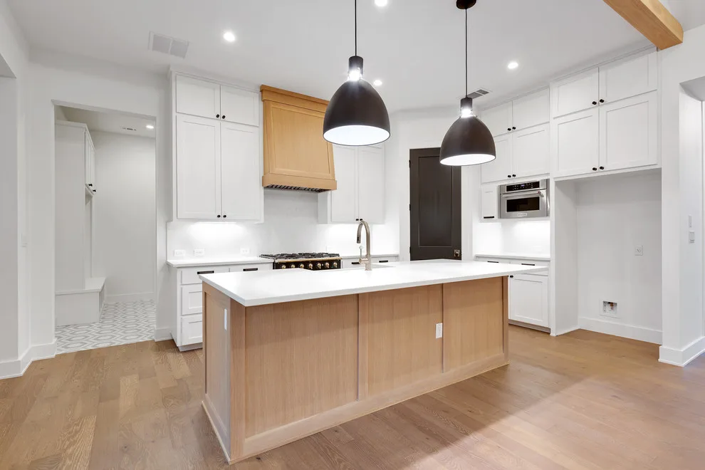 Portfolio Sold - 5602 Driftwood by April Interiors - Photo 9