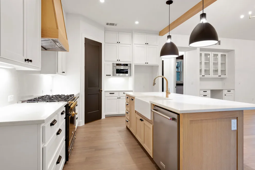 Portfolio Sold - 5602 Driftwood by April Interiors - Photo 7