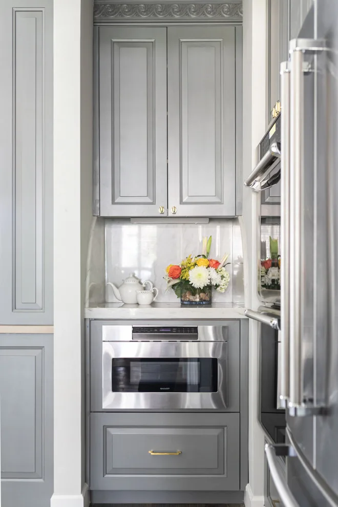 Elegant Culinary Space by Chairma Design Group - Photo 8