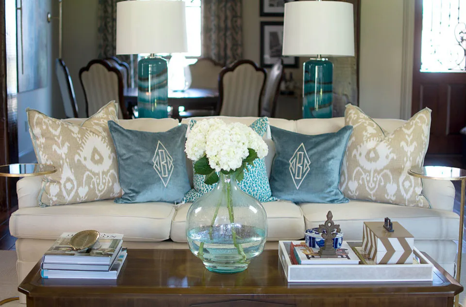Elegant Southern-Inspired Living Room by Arianne Bellizaire Interiors - Photo 5