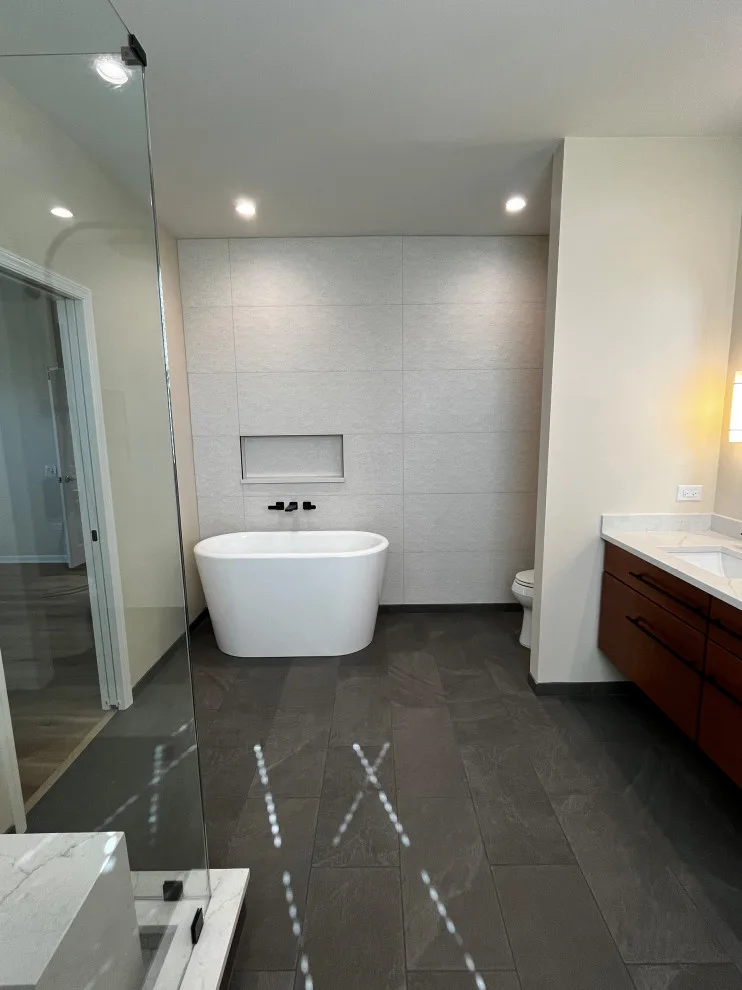 South Elgin Primary Bath by Jgib Interiors - Photo 7