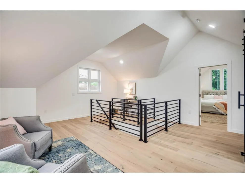 Minneapolis South Stage by Well-Designed Interior Design And Home Staging - Photo 7
