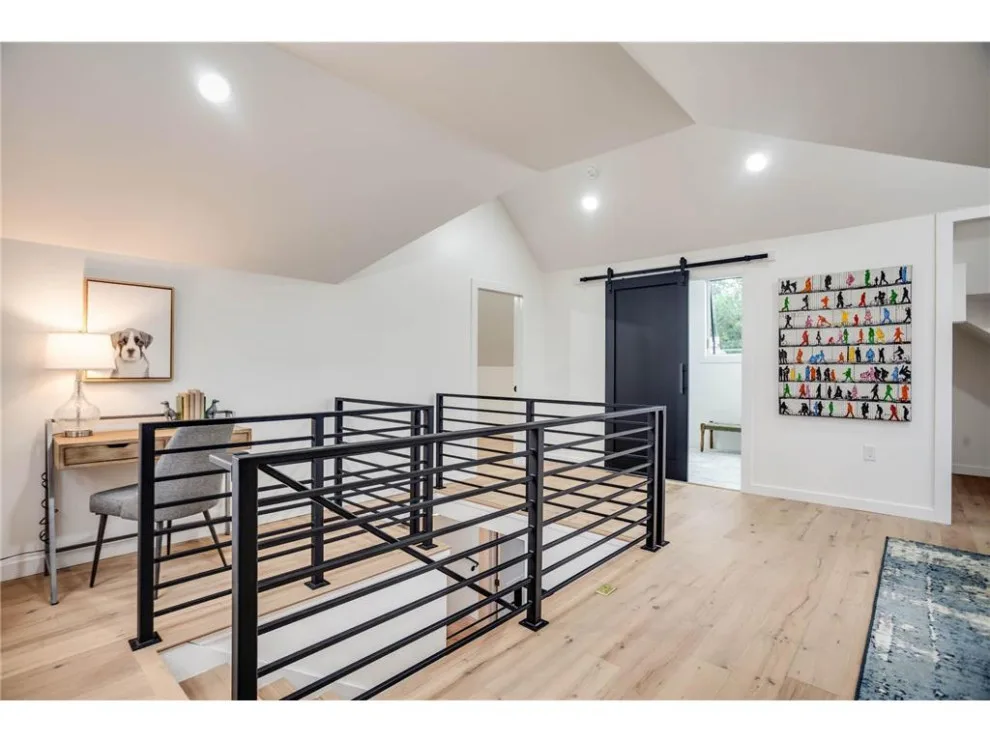 Minneapolis South Stage by Well-Designed Interior Design And Home Staging - Photo 13