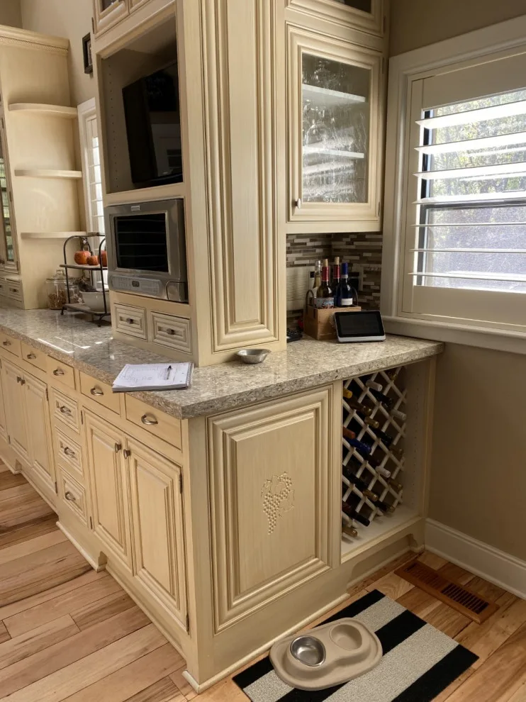 South Point Location by Talie Jane Interiors & Construction - Photo 5