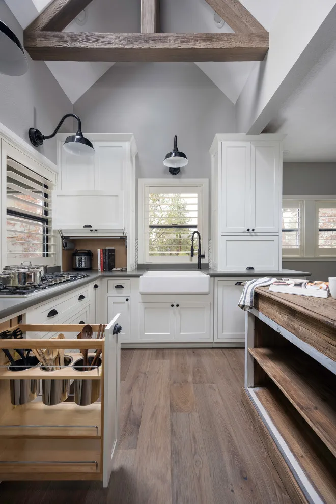 Talie Jane Interiors & Construction - Photo 4