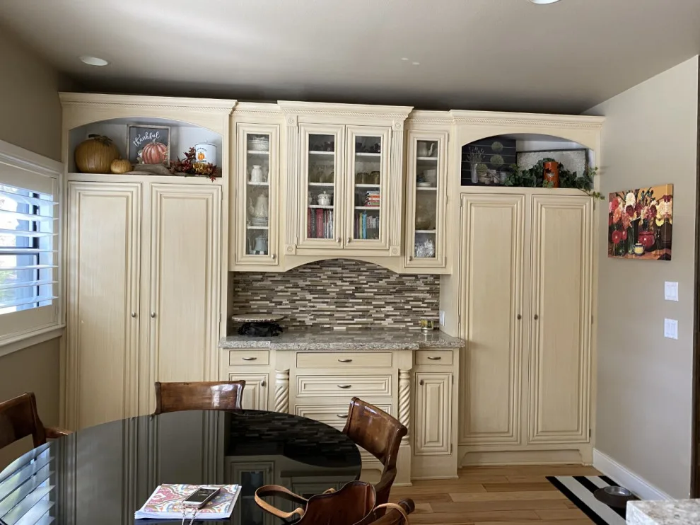 South Point Location by Talie Jane Interiors & Construction - Photo 3