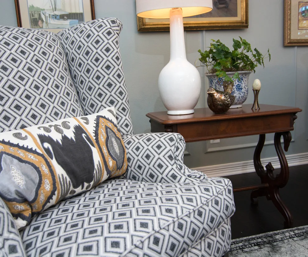 Southlake Swallow Residence by Ruthie Staalsen Interiors - Photo 14