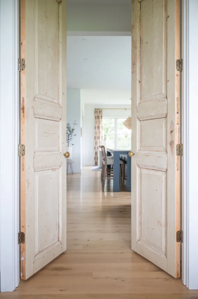 Timeless Rural Farmhouse by Purple Bike Design - Photo 13