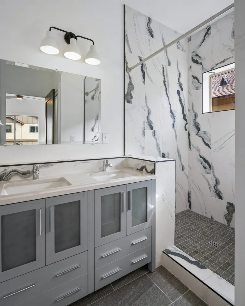 Spring Creek Residential Complex by Emily Roose Interiors - Photo 3
